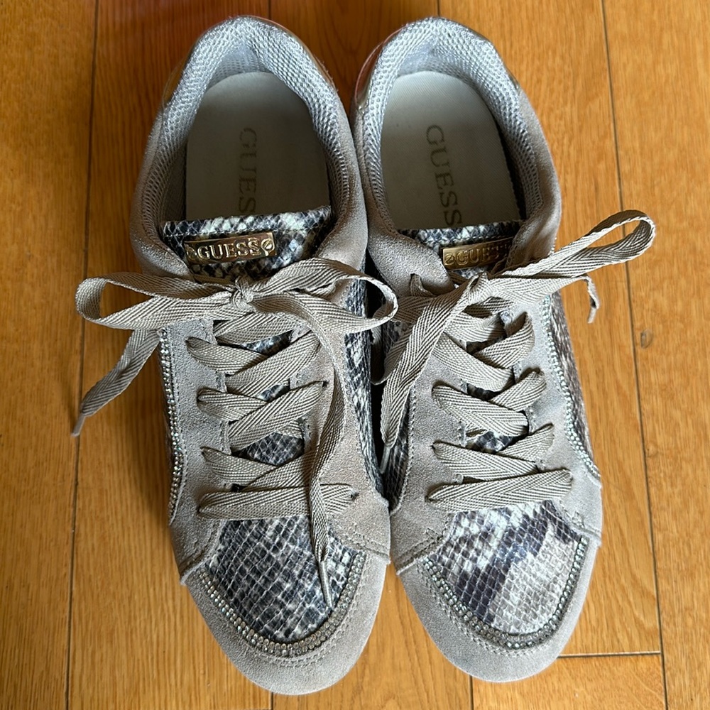 Guess taupe multi suede sneakers.